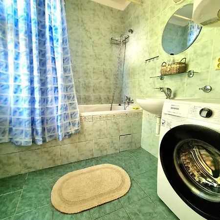 Uzkokolejky - Alber Apartment *